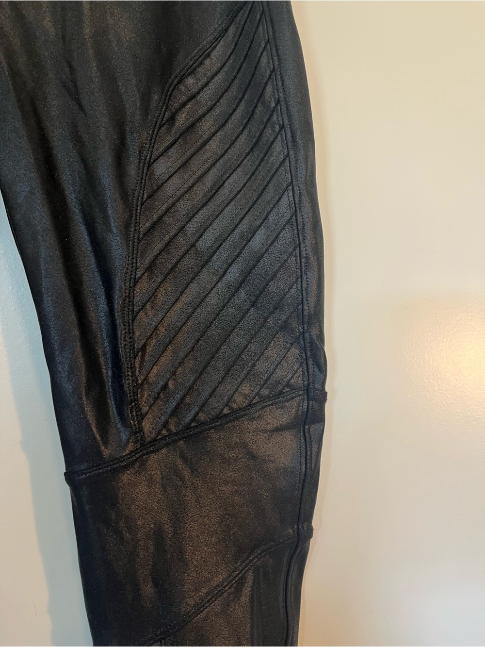 SPANX Women's Faux Leather Moto Goth Grunge Leggings In Black Size Medium - Picture 3 of 12